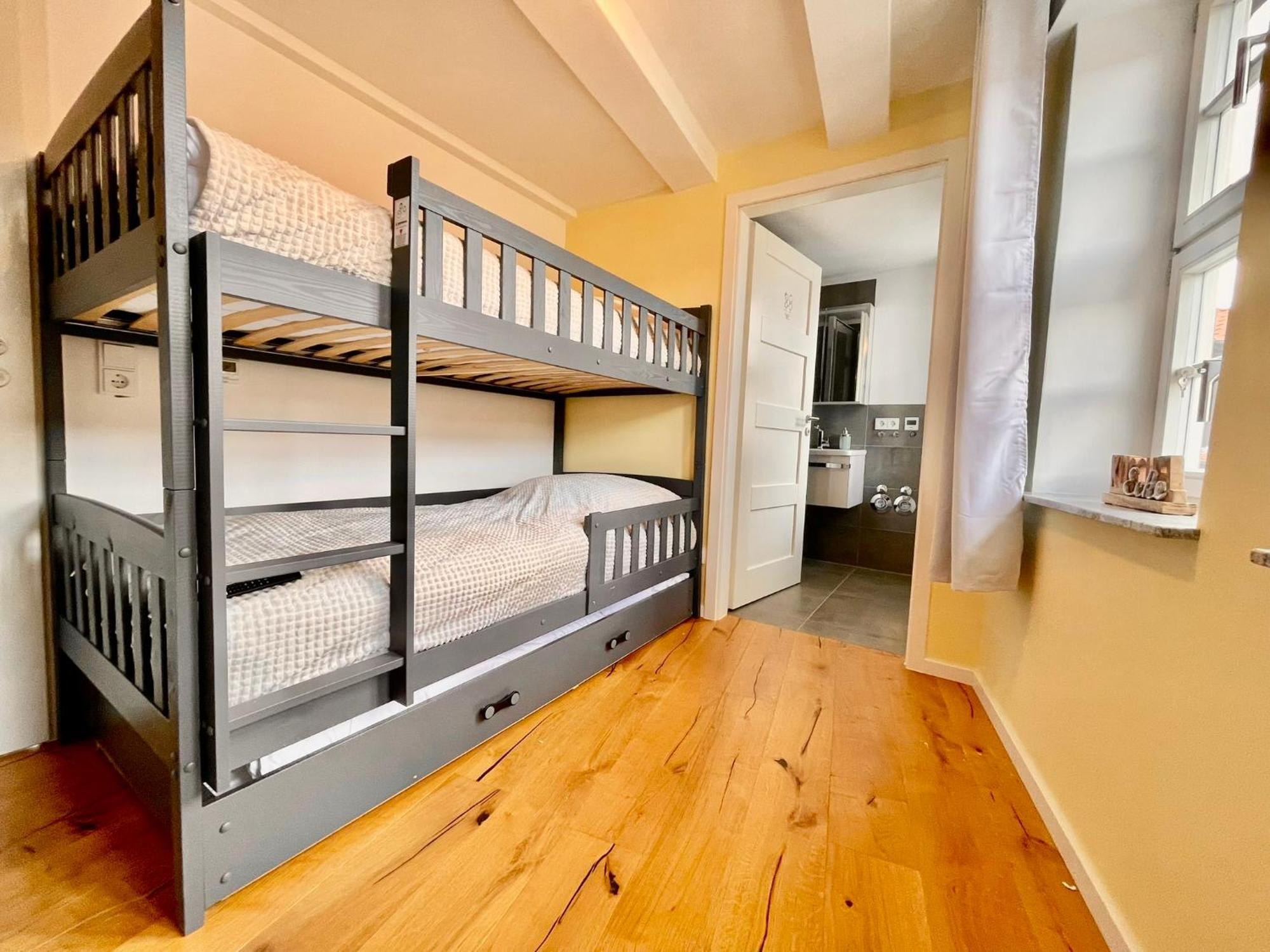 Homelikestay: Ferienwohnungen - Wernigerode - Wlan - Bestlage - Liebevolle Einrichtung Extérieur photo